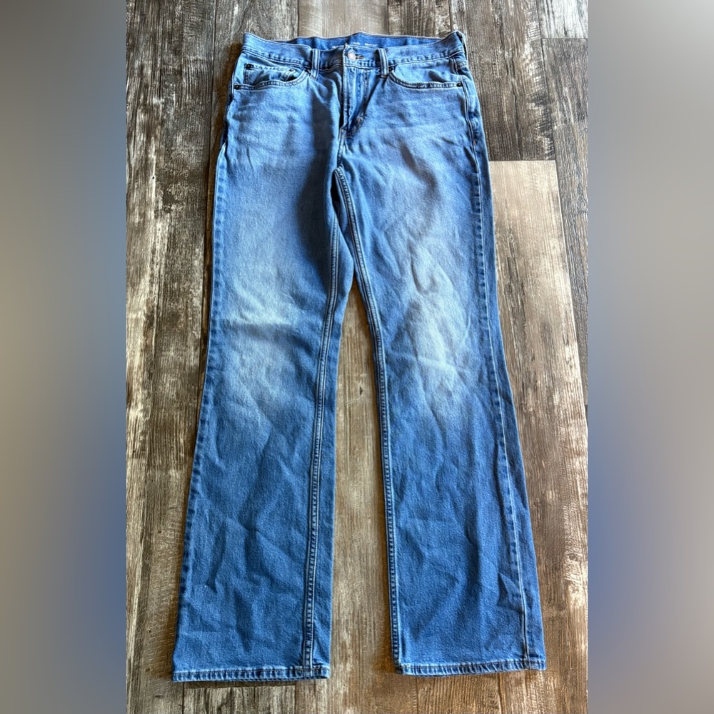 Old Navy Men’s Medium Blue Bootcut Jeans